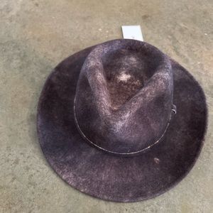 Great hat! Impulse buy. I have a similar one and am cleaning out my closet.